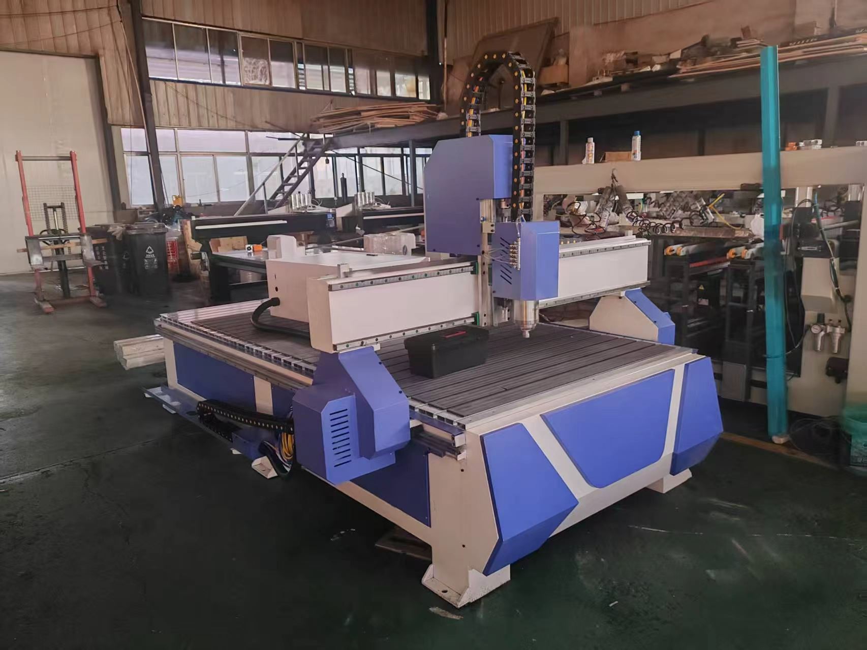 RG1325 CNC router in the Endys China workshop